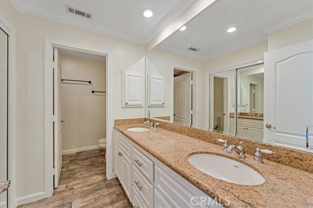 Image 46 of 57 For 23889 Cruise Circle Drive