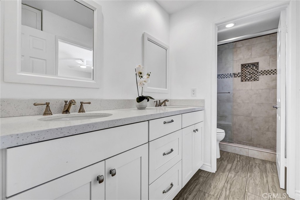 MLS #OC25267524 image #18