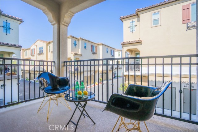 18292 Iris Lane, Yorba Linda CA: https://media.crmls.org/medias/d20b98d5-0d15-45a5-8eb7-f3b37562566b.jpg