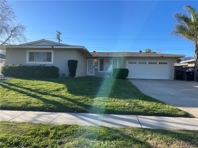 Image 2 for 410 E Rancho Rd, Corona, CA 92879