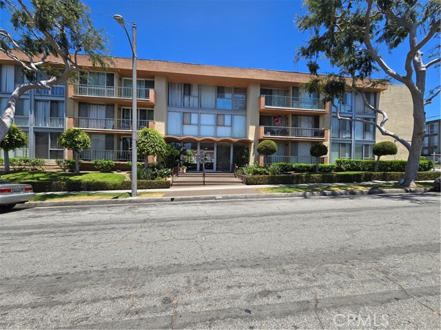 Detail Gallery Image 1 of 1 For 805 Glenway Dr #325,  Inglewood,  CA 90302 - 2 Beds | 2 Baths