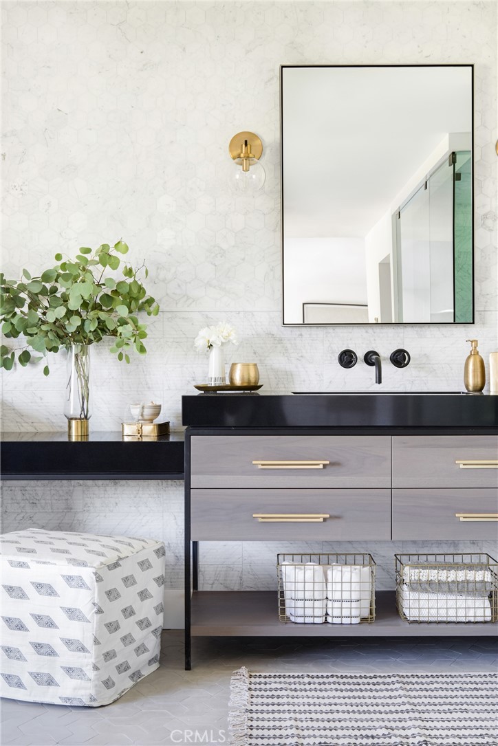 MLS #OC25140282 img 26