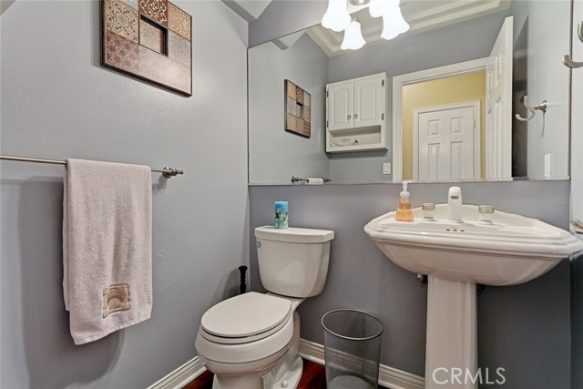 2007 Ernest Avenue, Redondo Beach, California 90278, 4 Bedrooms Bedrooms, ,2 BathroomsBathrooms,Residential,Sold,Ernest,SB17021325