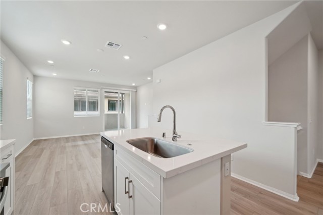 1553 Stratus Drive, Pomona CA: https://media.crmls.org/medias/d20ed791-b102-4573-969f-bcdbd8351c15.jpg