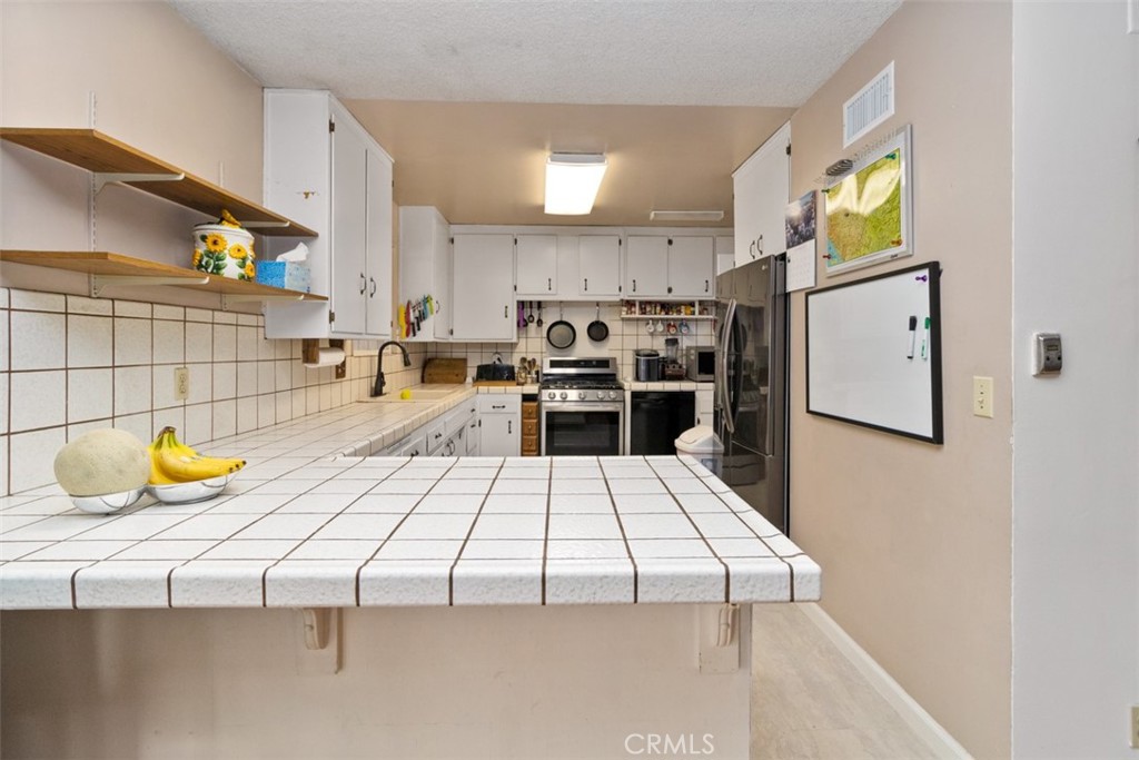 1419 W Trenton Drive