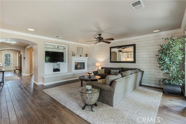 Detail Gallery Image 11 of 65 For 36702 Doreen Dr, Murrieta,  CA 92563 - 4 Beds | 2/1 Baths