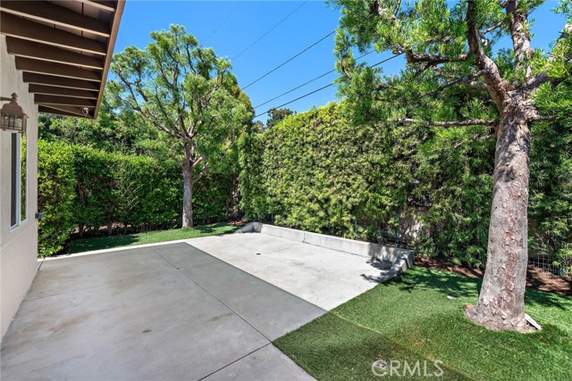 20451 Sun Valley Drive, Laguna Beach CA: https://media.crmls.org/medias/d2113faa-b355-4f85-8db9-354db027ebd1.jpg