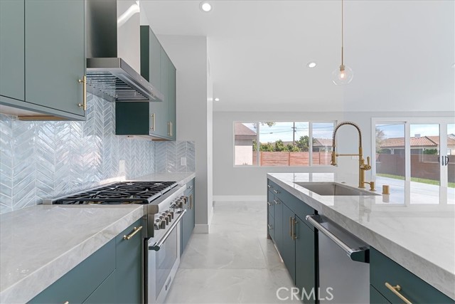 Detail Gallery Image 7 of 36 For 2704 Vista Mesa, Rancho Palos Verdes,  CA 90275 - 5 Beds | 2/1 Baths