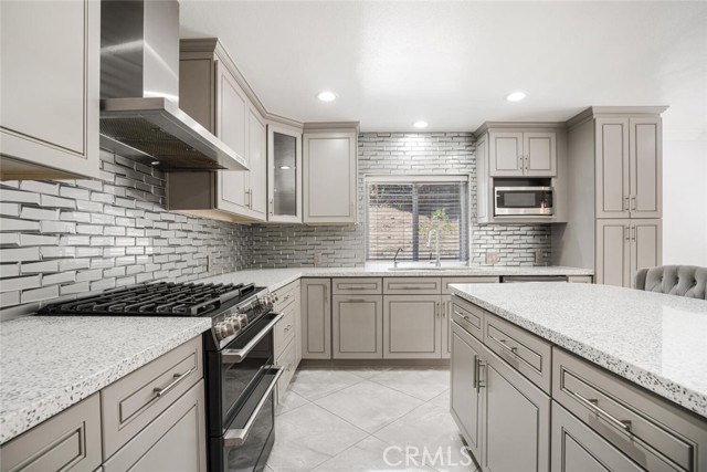 Front Image Thumbnail for CRSR26021193