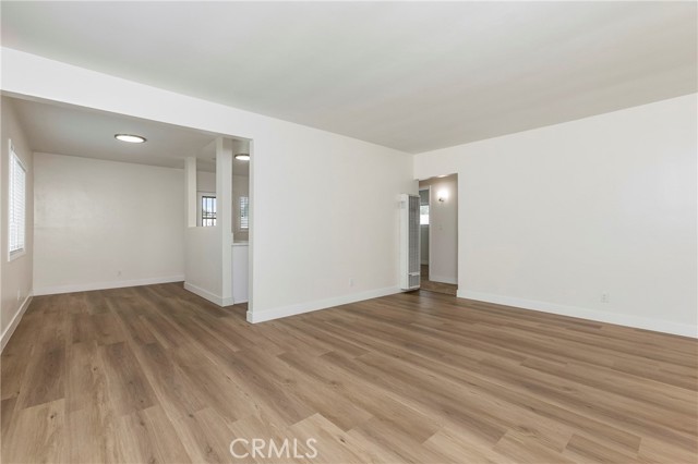 Detail Gallery Image 13 of 19 For 10327 Flora Vista Ave, Bellflower,  CA 90706 - 2 Beds | 1 Baths