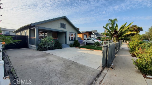 3685 3Rd Ave, Los Angeles, CA 90018