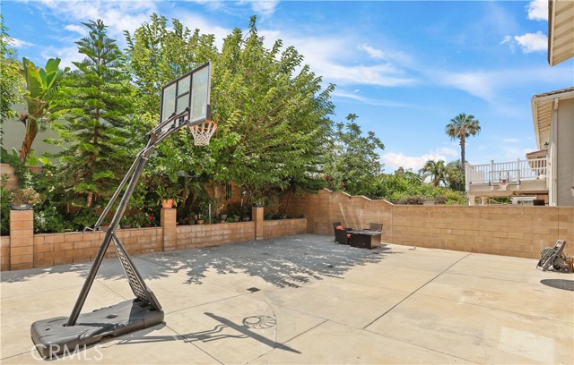 43 Declaration Place, Irvine CA: https://media.crmls.org/medias/d215d91d-c735-4287-acd4-a3f9a8e9dade.jpg