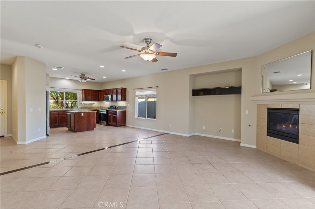 MLS #OC25235151 image #3