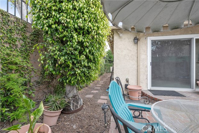 Detail Gallery Image 24 of 29 For 14318 Castana Ave, Paramount,  CA 90723 - 2 Beds | 2 Baths