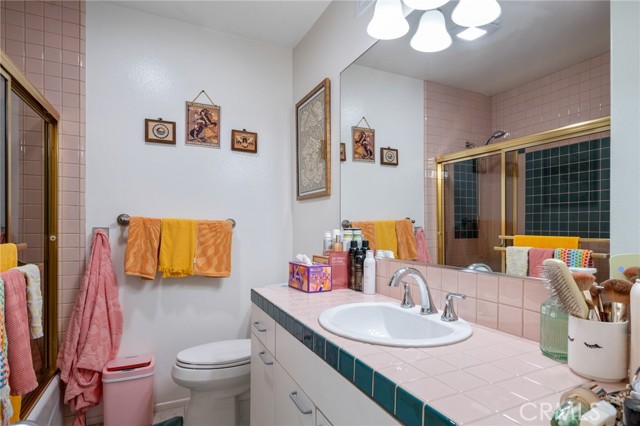 Detail Gallery Image 19 of 27 For 867 Aubrey Ct #3,  Hermosa Beach,  CA 90254 - 3 Beds | 3/1 Baths