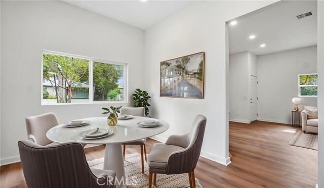 537 Cypress photo 20