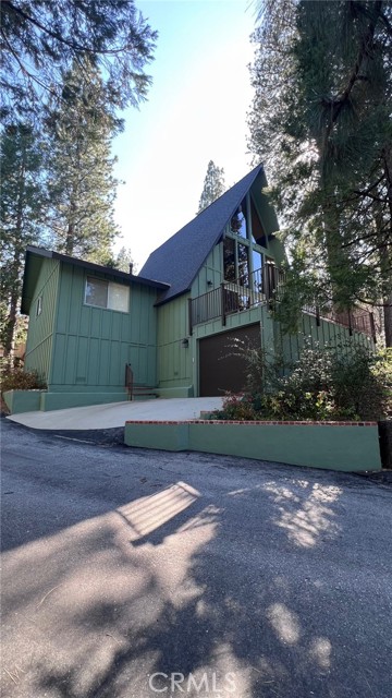 Detail Gallery Image 2 of 4 For 180 Grass Valley #42,  Lake Arrowhead,  CA 92352 - 2 Beds | 2/1 Baths