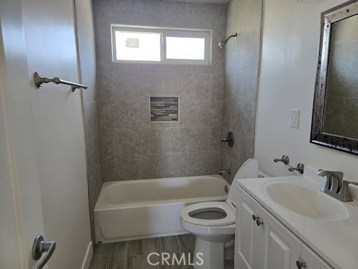 21719 Hawaiian Avenue, Hawaiian Gardens CA: https://media.crmls.org/medias/d219519a-836b-4a32-9ca4-e08f27fe4bf2.jpg