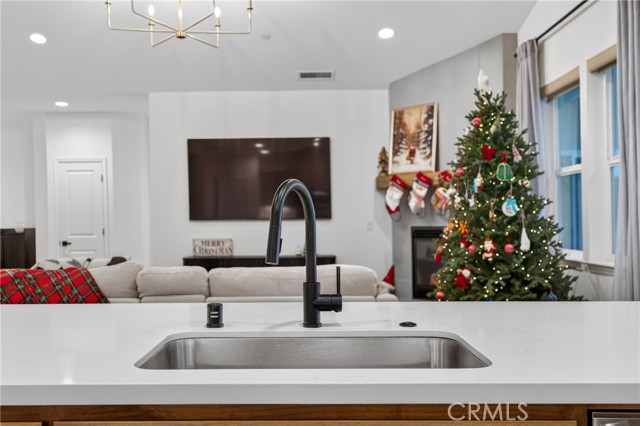 Detail Gallery Image 18 of 53 For 48 Quillstone Loop, Chico,  CA 95928 - 3 Beds | 2 Baths