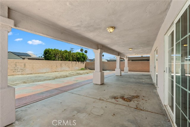 31950 Avenida El Pueblo, Cathedral City CA: https://media.crmls.org/medias/d219909c-fe62-487c-bdbc-5905e85ee382.jpg
