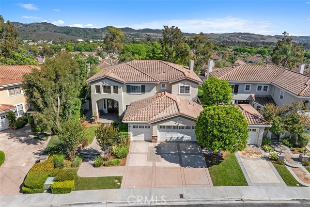22 Serna, Rancho Santa Margarita CA: https://media.crmls.org/medias/d2199598-367a-4bc9-8bc3-dd5b835eadef.jpg