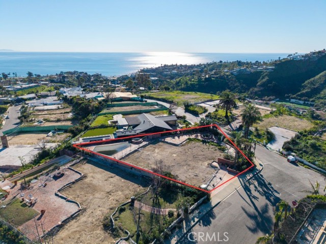 Detail Gallery Image 4 of 17 For 800 El Oro, Pacific Palisades,  CA 90272 - – Beds | – Baths