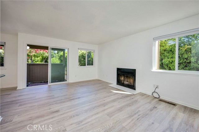 Detail Gallery Image 11 of 25 For 2532 Westberry Dr, Santa Rosa,  CA 95403 - 2 Beds | 1 Baths