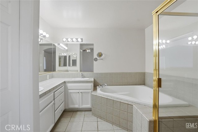 Detail Gallery Image 10 of 18 For 11130 New Forest, Bakersfield,  CA 93312 - 4 Beds | 2 Baths