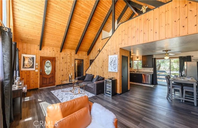 29148 Lyon Drive, Cedar Glen CA: https://media.crmls.org/medias/d21af9cd-5c74-491d-98a9-58b005312c1b.jpg