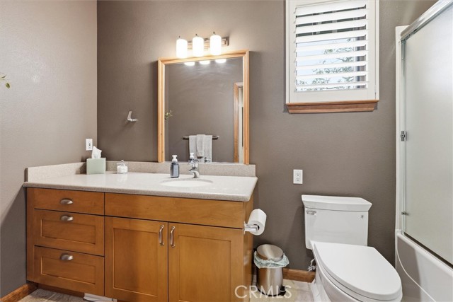 Detail Gallery Image 30 of 75 For 39290 Point, Bass Lake,  CA 93604 - 4 Beds | 5 Baths