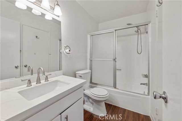 Detail Gallery Image 32 of 36 For 415 S Prospect Ave #306,  Redondo Beach,  CA 90277 - 2 Beds | 1/1 Baths