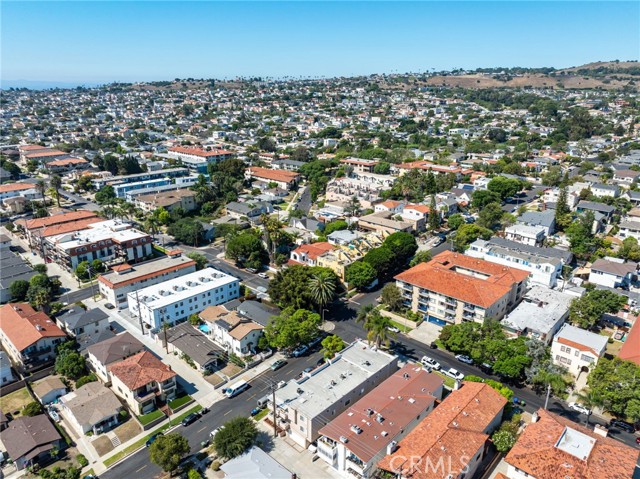 1078 W 10th Street, San Pedro CA: https://media.crmls.org/medias/d21bd42e-ddc7-45a0-97f5-60e18d3329f0.jpg