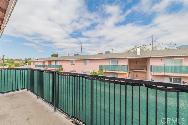 16518 Avalon Avenue, Victorville CA: https://media.crmls.org/medias/d21c36b6-54fe-4887-9fc2-27575a86502b.jpg