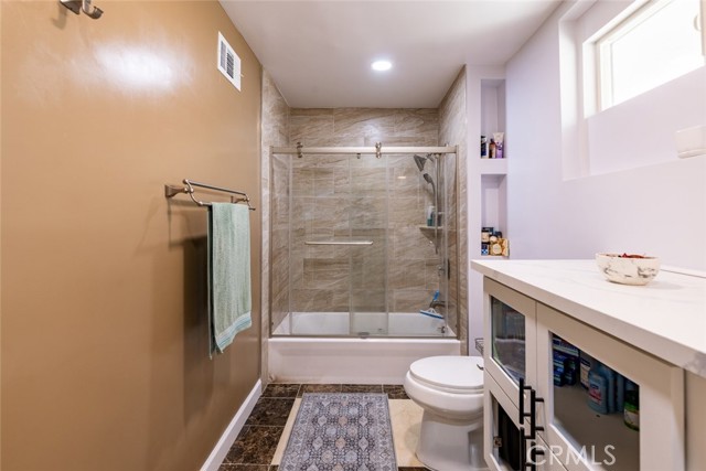 Detail Gallery Image 22 of 32 For 23719 Jayhawker Ln, Diamond Bar,  CA 91765 - 4 Beds | 2 Baths
