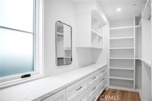 Detail Gallery Image 25 of 46 For 701 Longfellow, Hermosa Beach,  CA 90254 - 5 Beds | 5/1 Baths