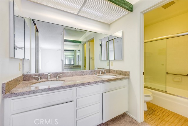53 Seaview Drive, Rolling Hills Estates, California 90274, 3 Bedrooms Bedrooms, ,3 BathroomsBathrooms,Residential,Sold,Seaview,PV21179724