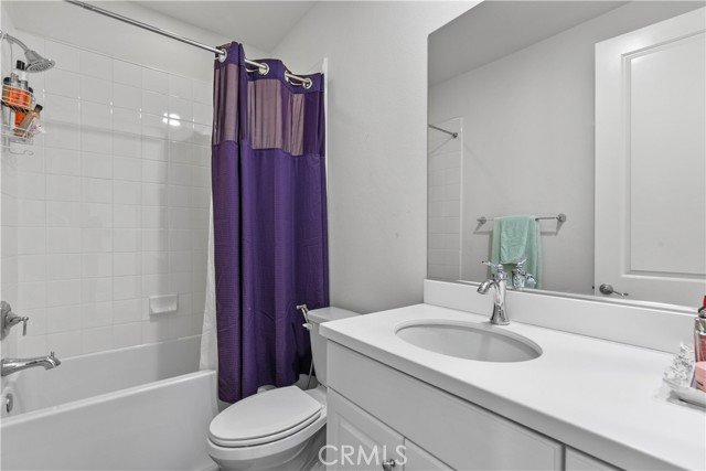 Detail Gallery Image 38 of 73 For 27601 Skylark Ln, Saugus,  CA 91350 - 6 Beds | 5/1 Baths