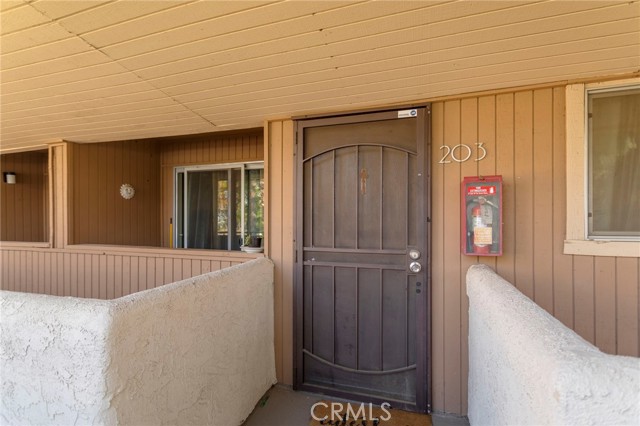 Detail Gallery Image 15 of 20 For 550 N Villa Ct #203,  Palm Springs,  CA 92262 - 1 Beds | 1 Baths