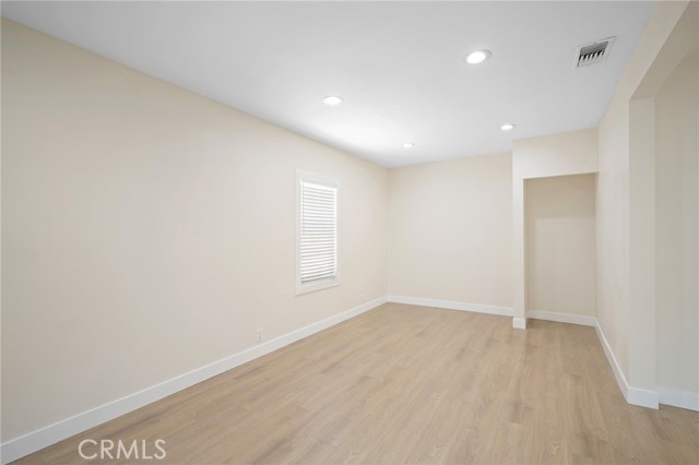 8302 Webb Avenue, Sun Valley CA: https://media.crmls.org/medias/d21f82d1-1b11-4af6-8563-5f9a276c8d5e.jpg