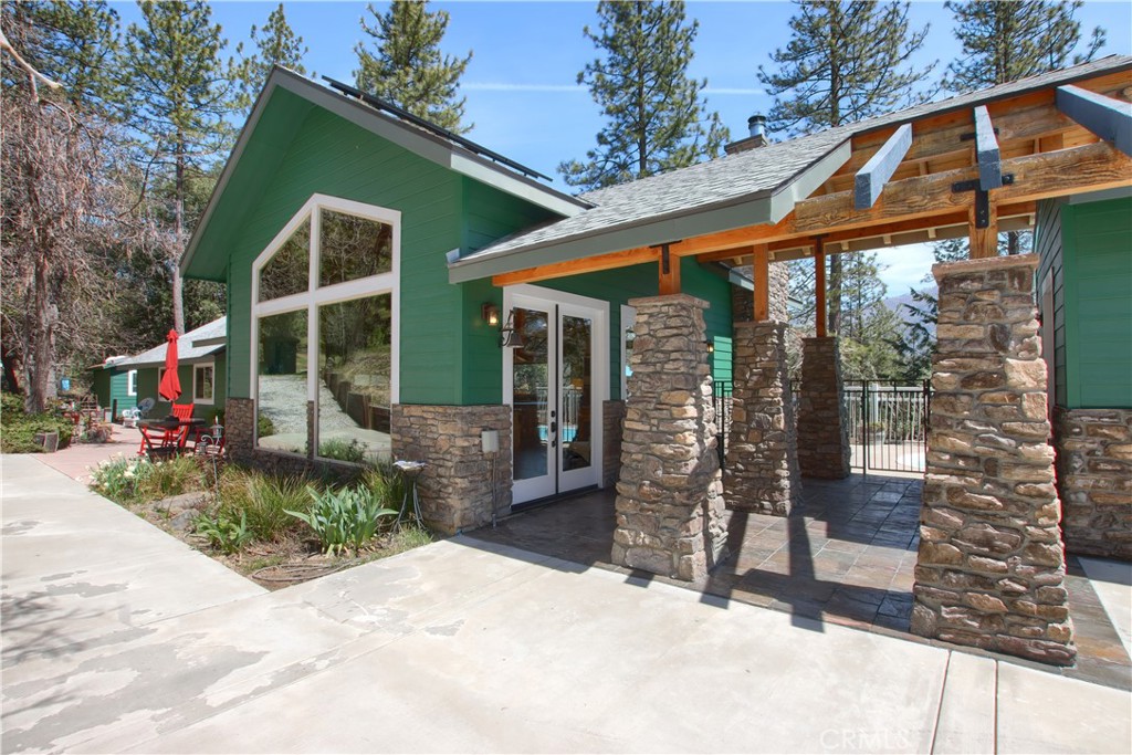 56207 Manzanita Lake Drive, North Fork, CA 93643
