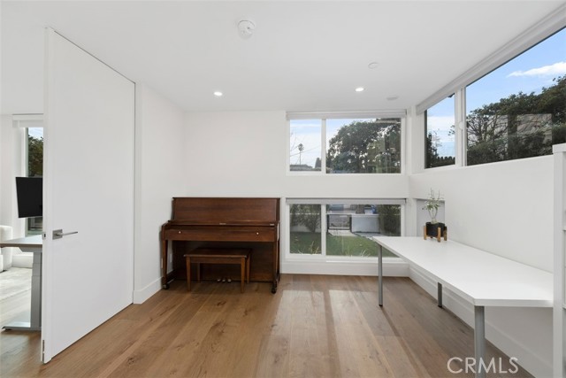 Detail Gallery Image 35 of 51 For 4354 Keystone Ave, Culver City,  CA 90232 - 5 Beds | 4/1 Baths