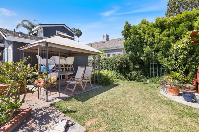 2642 Westminster Place, Costa Mesa CA: https://media.crmls.org/medias/d22080bd-3f60-47df-941e-3e239de2dd59.jpg