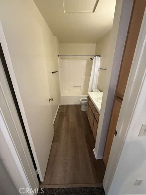 Detail Gallery Image 5 of 8 For 121 N Kathryn Dr, Anaheim,  CA 92801 - 1 Beds | 1 Baths