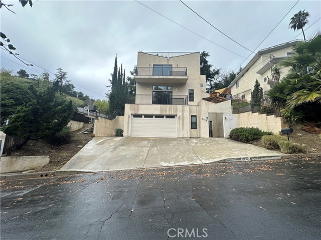 Detail Gallery Image 1 of 1 For 4509 Jessica Dr, Los Angeles,  CA 90065 - 3 Beds | 3/1 Baths