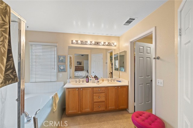 Detail Gallery Image 23 of 31 For 260 S Firenza Way, Orange,  CA 92869 - 4 Beds | 2/1 Baths