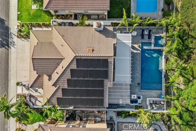 12 La Perla, Lake Forest CA: https://media.crmls.org/medias/d2227e77-aa5c-4beb-b7e4-4fc90230f67d.jpg