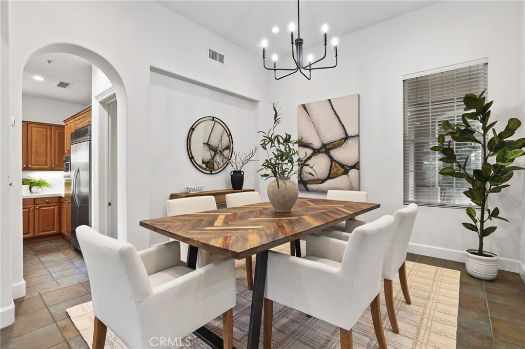 MLS #OC25229968 image #12