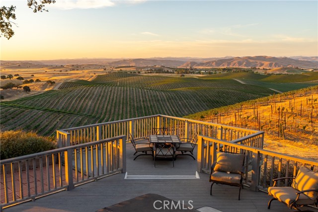 1825 Nygren Road, San Miguel CA: https://media.crmls.org/medias/d22321b2-8caa-4bc5-9c0a-525b3dd27668.jpg
