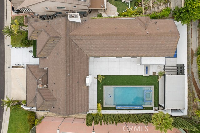 5965 Nora Lynn Drive, Woodland Hills CA: https://media.crmls.org/medias/d2232307-7d2a-435c-a797-35ca2f340ab2.jpg