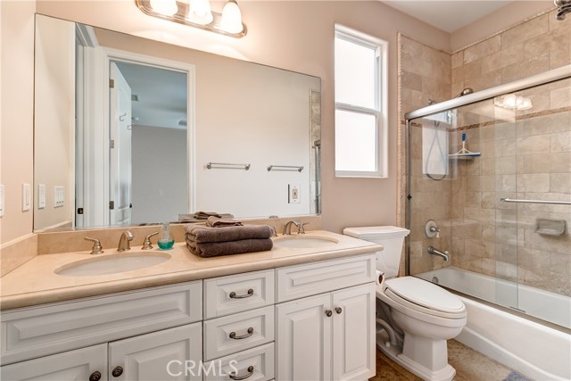 213 Baltimore Avenue, Huntington Beach CA: https://media.crmls.org/medias/d2243917-ead2-4fc8-88cf-948f77e48267.jpg